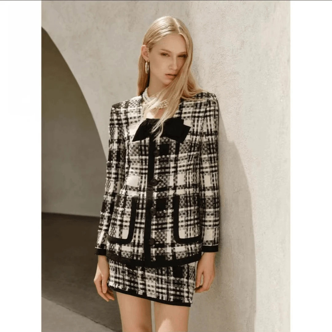 AMASS/阿玛施秋季新款轻奢质感经典黑白格纹小香风外套女 5400886