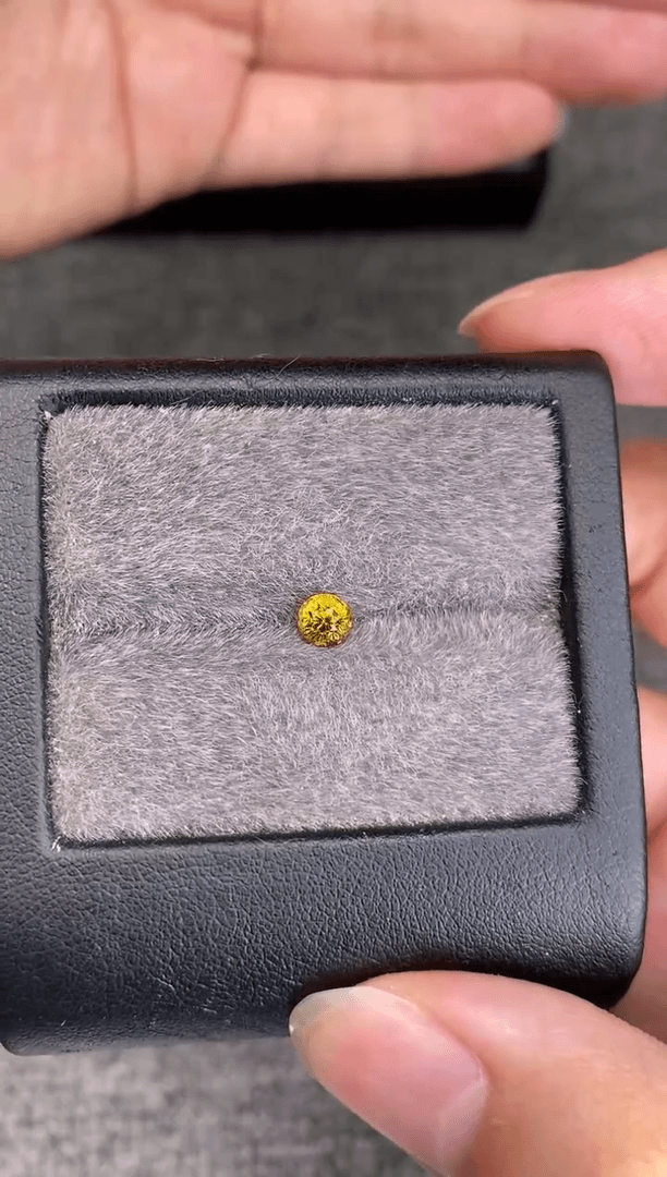 【闪购商品】石榴石马里榴石未镶嵌0.6ct-A194-1p