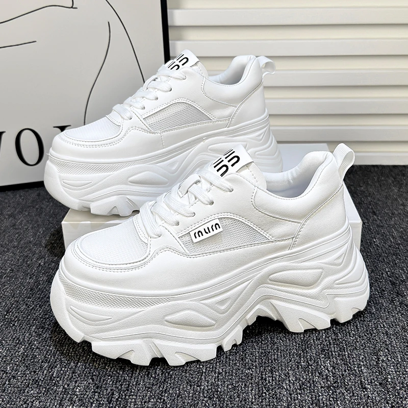 内增高小白鞋女鞋2024夏季新款百搭爆款厚底网面透气休闲板鞋ins