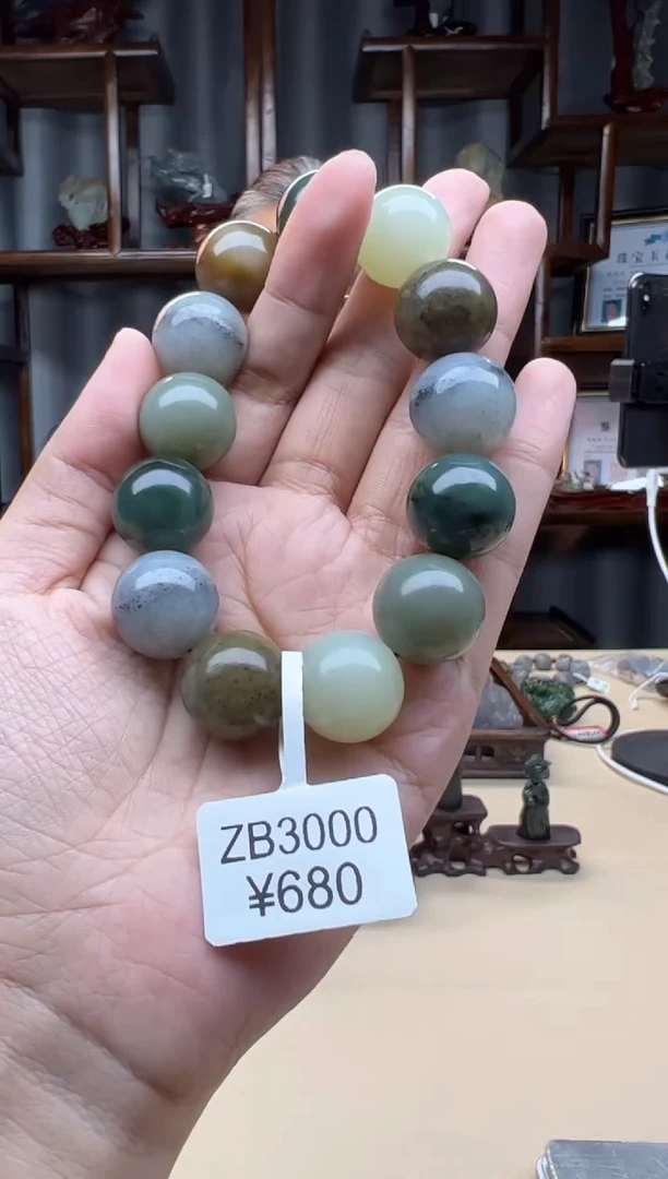 【闪购商品】和田玉颈饰未镶嵌手串105