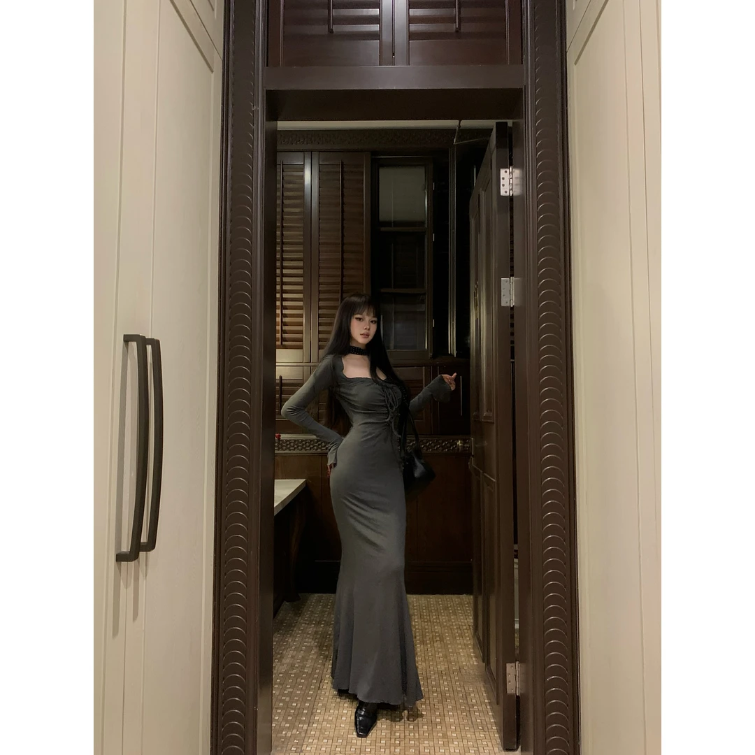 初秋性感辣妹针织长袖连衣裙内搭气质修身显瘦鱼尾裙包臀长裙