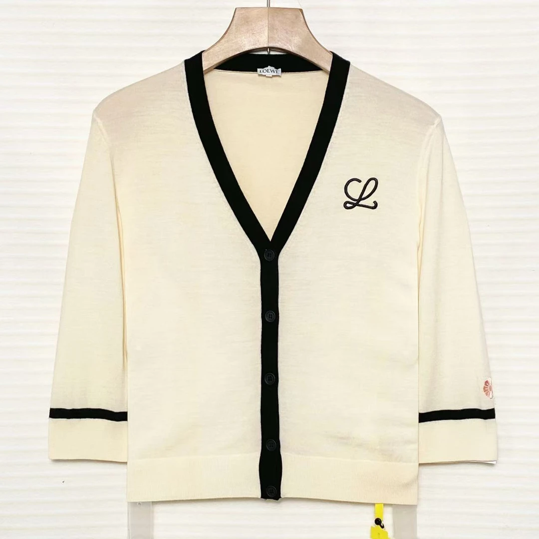 95新 LOEWE/罗意威 时尚 休闲 毛衣 外套/M码/XG-Y20784