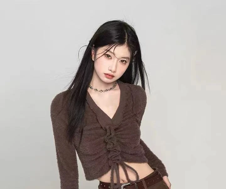 301木耳边上衣女