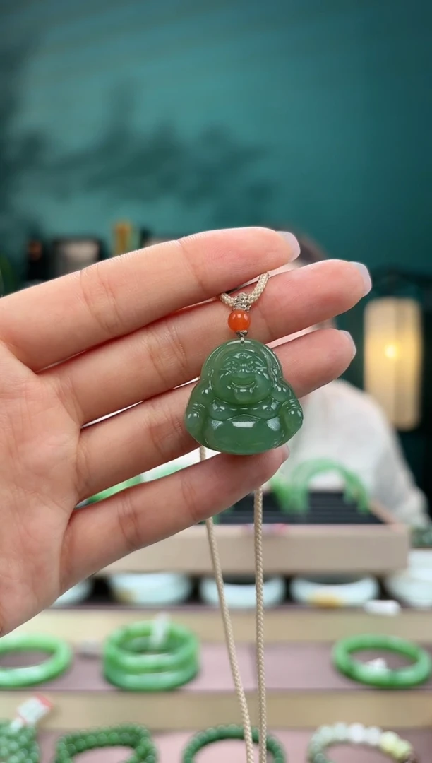 【闪购商品】和田玉吊坠(不含链)未镶嵌碧玉佛公吊坠