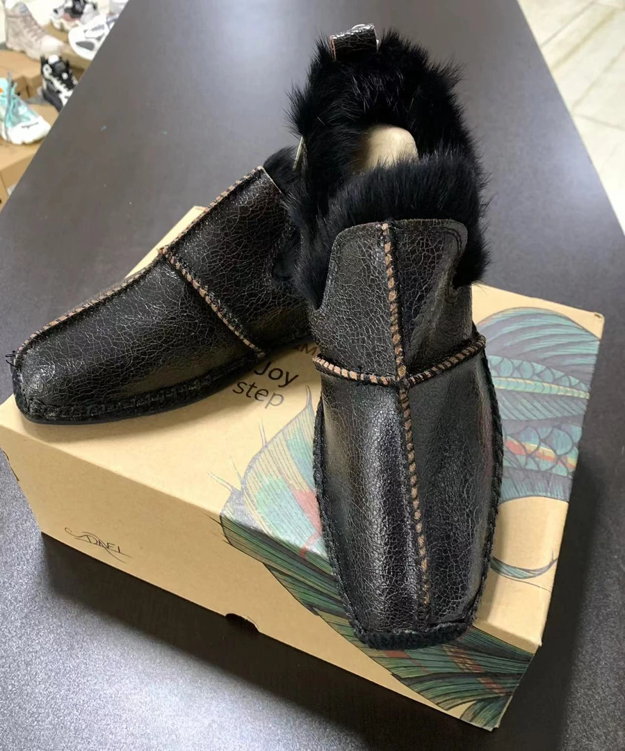 秋冬新款女士软底雪地靴舒适休闲真皮保暖时尚雪地靴01921W