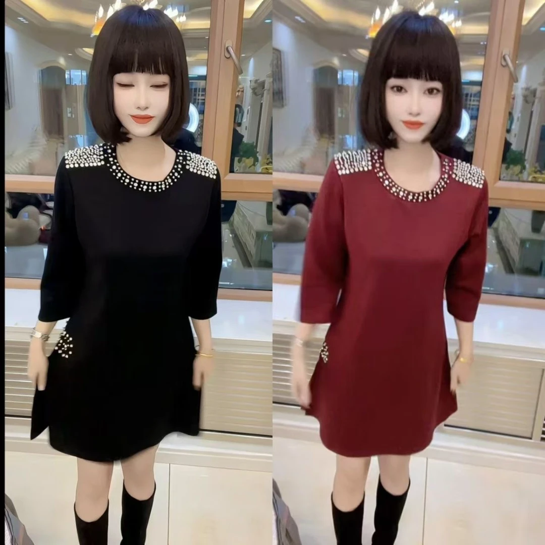 2024年秋冬款高档连衣裙重工艺钉珠设计休闲中长裙遮肉显瘦百搭款