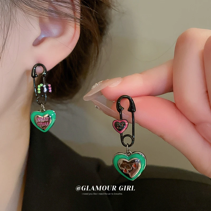 央气质原创设计银针镶钻爱心滴油别针耳环时尚创意感耳钉轻奢时