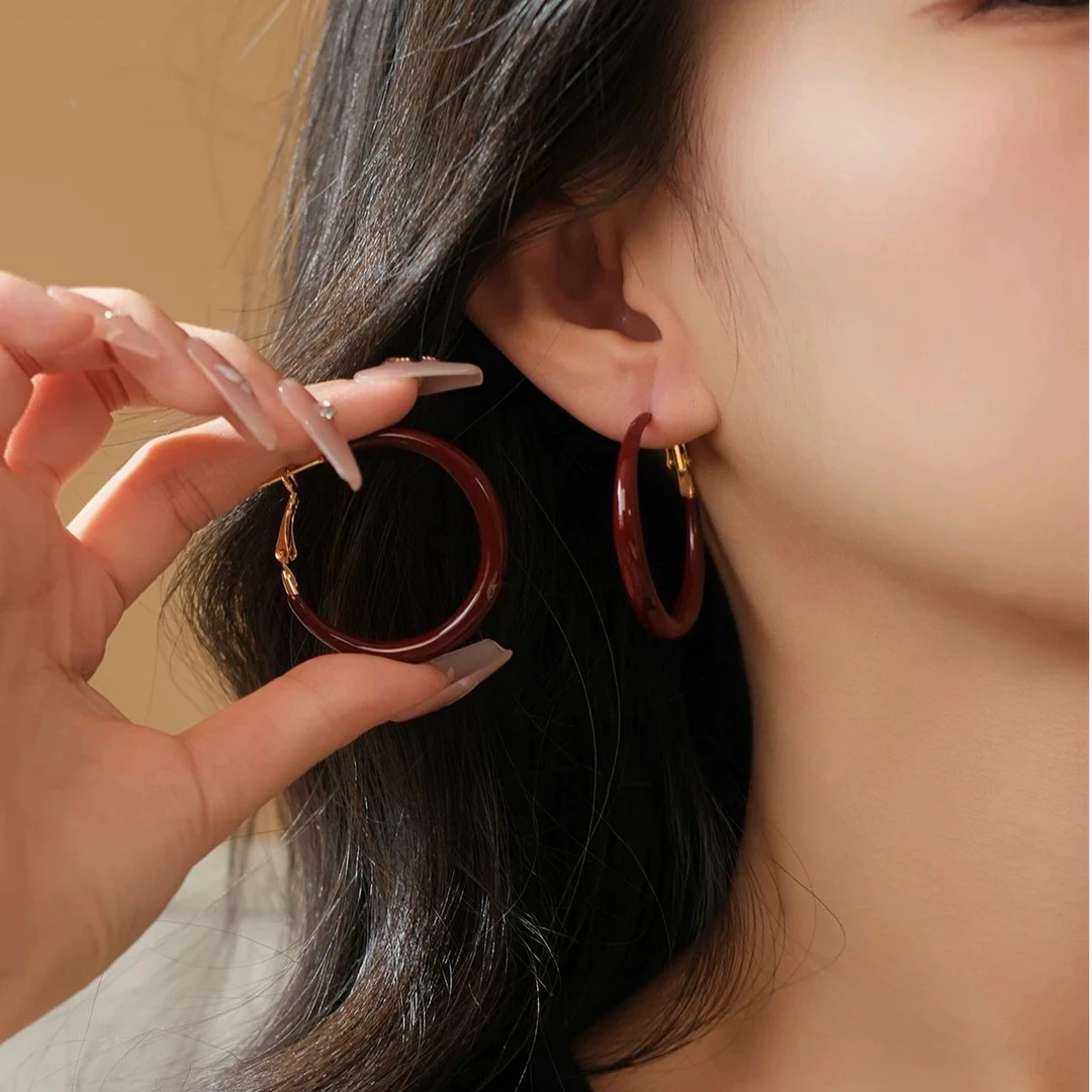 铜合金珐琅耳饰 925银针气质时尚法式小众个性珊瑚红圈圈耳扣
