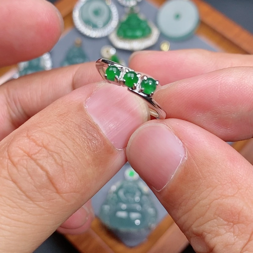 【闪购商品】翡翠戒指银S925镶嵌