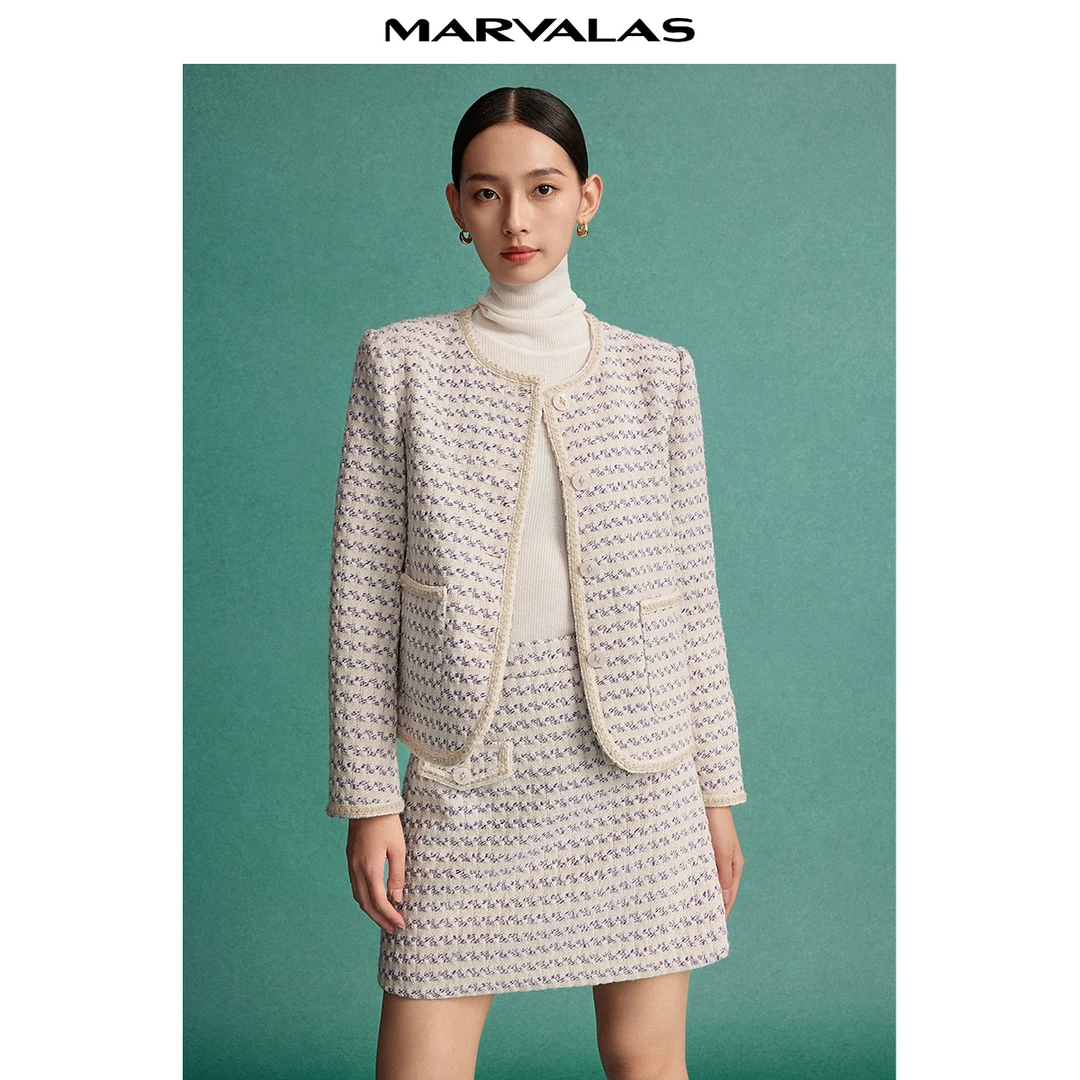 【曼德诗】官方正品冬季新款短款外套气质加厚长袖MC421310754