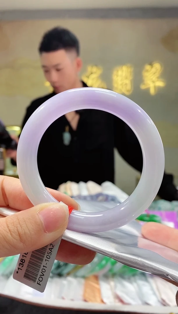 【闪购商品】翡翠手镯（圆镯）未镶嵌