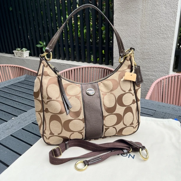 99新 COACH/蔻驰 牛角单肩斜挎包全原