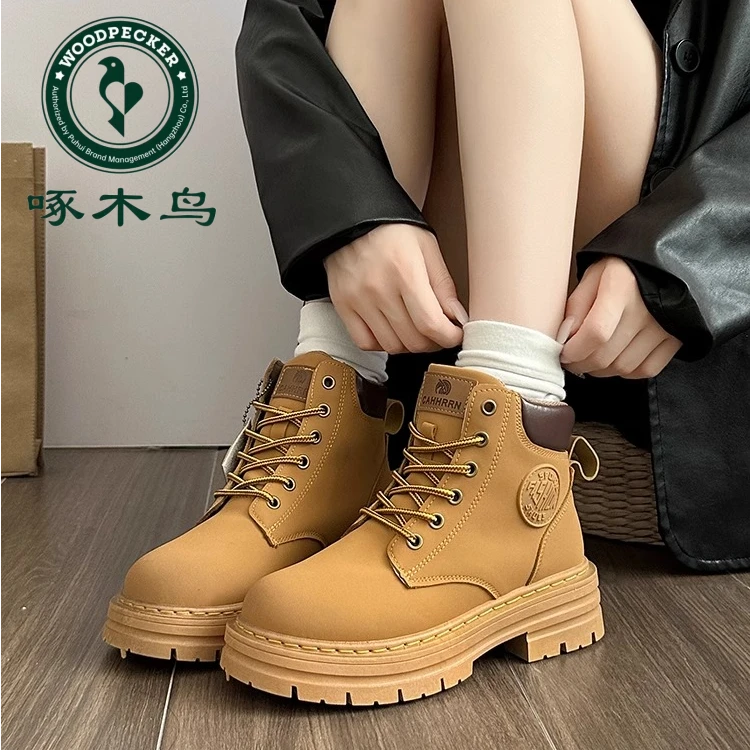 啄木鸟品牌正宗大黄靴女2024年新款网红黄色马丁靴女款洋气小短靴