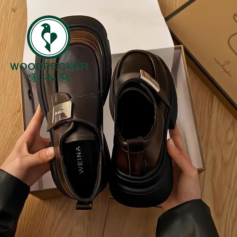 啄木鸟品牌厚底英伦风小皮鞋女金属扣玛丽珍百搭美拉德乐福鞋单鞋
