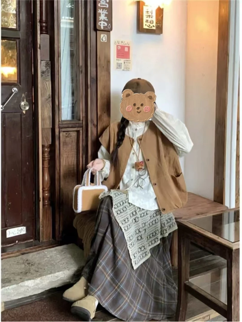 大码胖mm拼接设计感复古三件套格子半身裙提花衬衫马甲套装女秋季