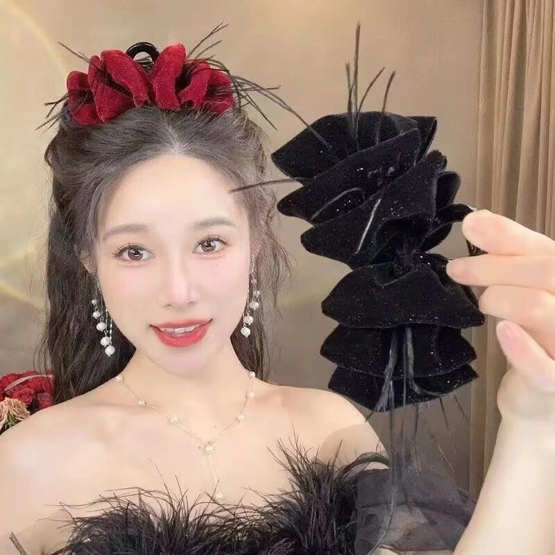 丝绒蝴蝶结羽毛发夹女新款盘发毛毛抓夹女高级感秋冬法式鲨鱼夹子