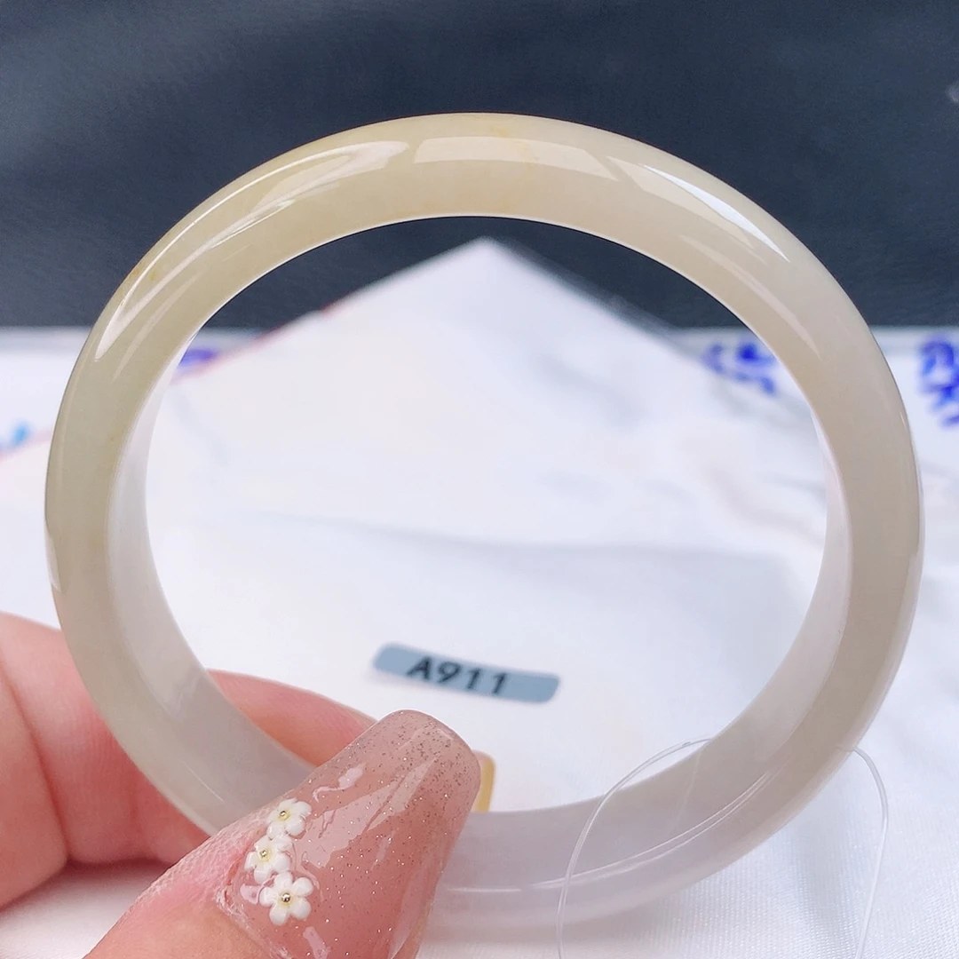 翡翠手镯未镶嵌53 翡翠手镯