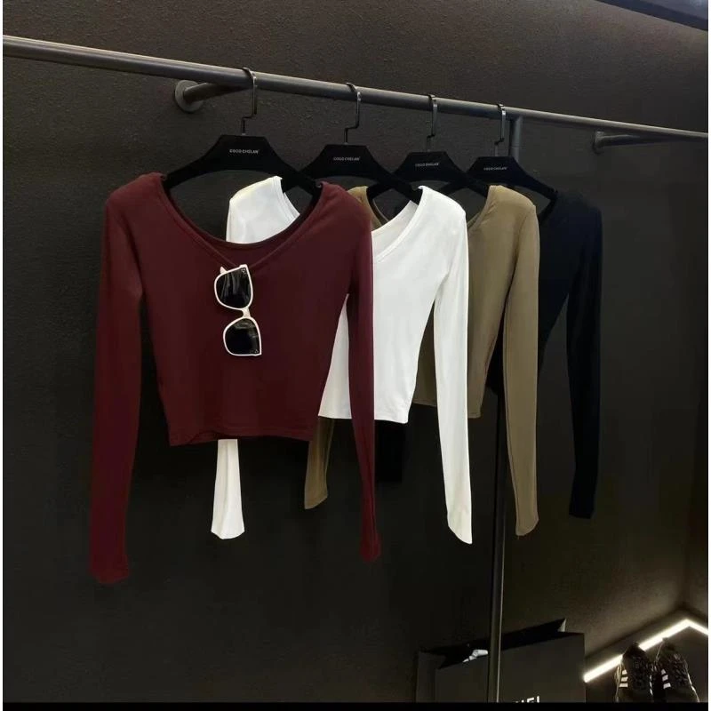 【设计感T恤】垫肩前后两穿上衣女设计感V领ins短款修身打底衫长袖