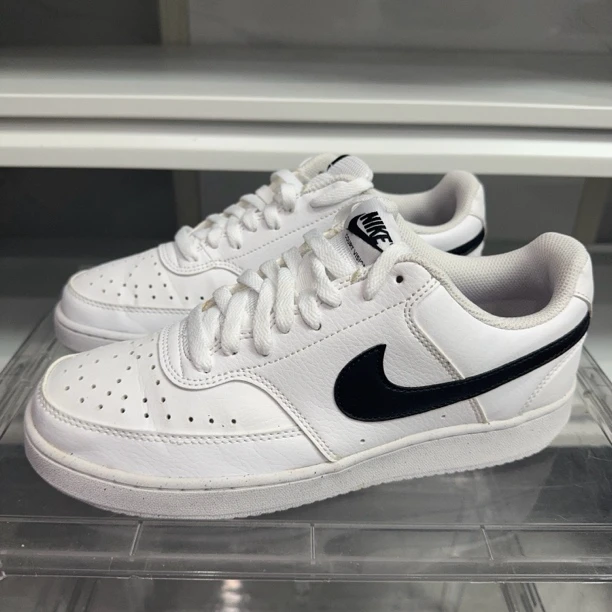 41码 nike黑白板鞋 穿搭鞋款