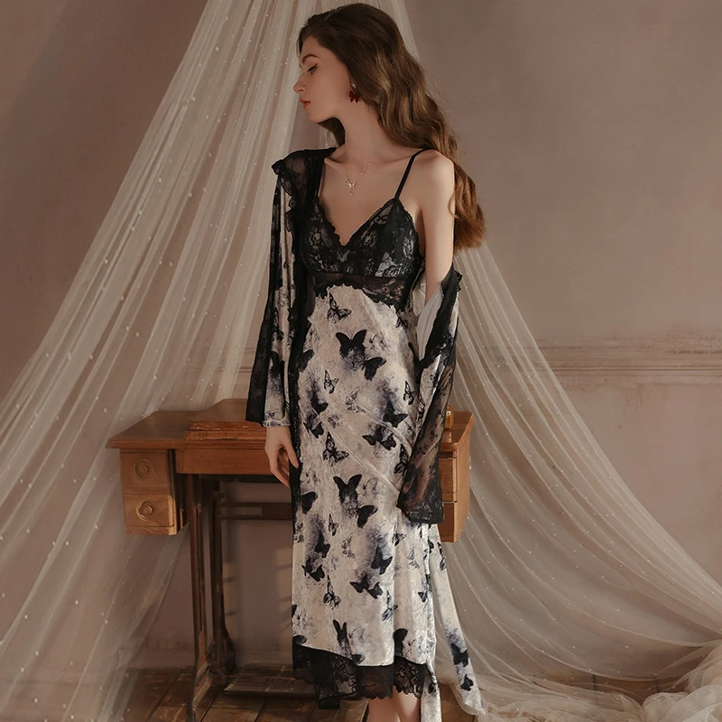 夫人【蝶姬】秋冬丝绒蝴蝶印花睡裙带胸垫甜美吊带裙V领美背设计