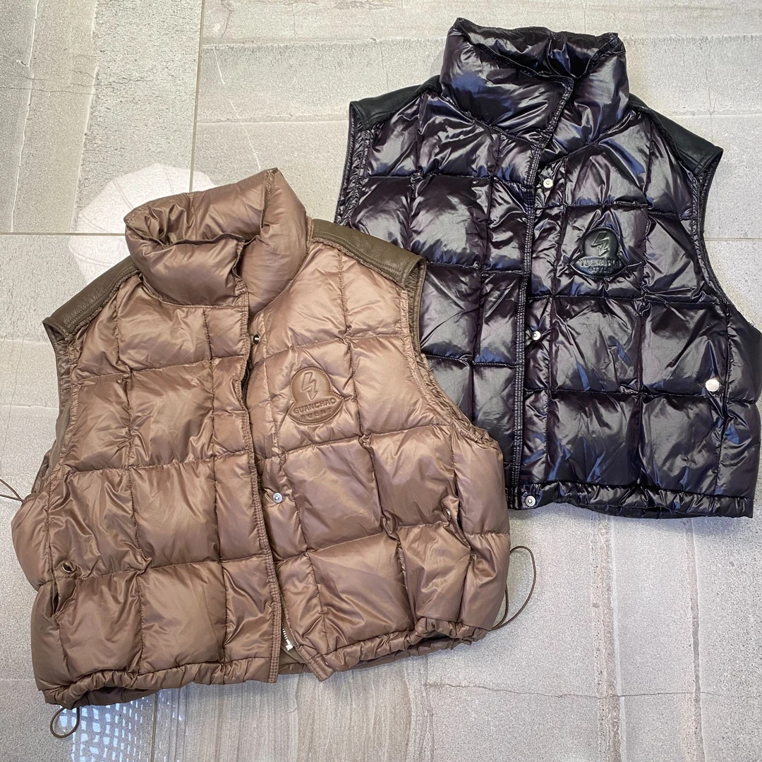 休闲时尚拼接羽绒马甲