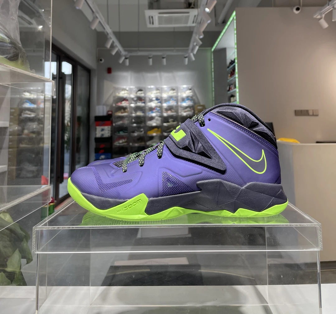 44码 lbj soldier7小丑 士兵7小丑 篮球鞋 全新原盒