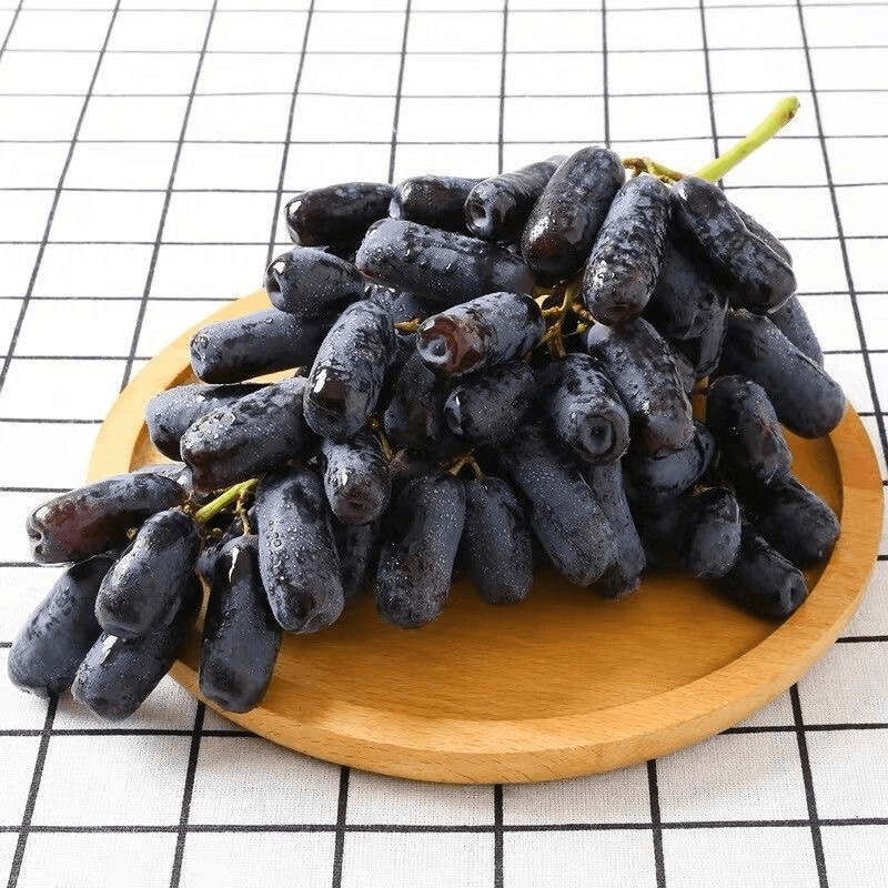 云南金手指蓝宝石无籽提子净重3斤左右葡萄新鲜水果