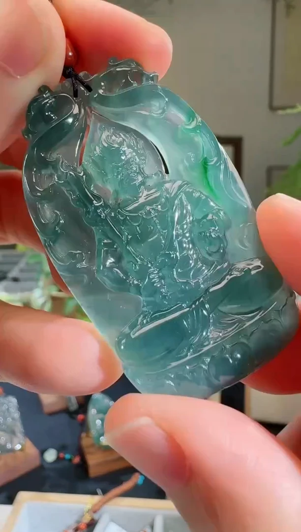 【闪购商品】翡翠颈饰未镶嵌不动明王