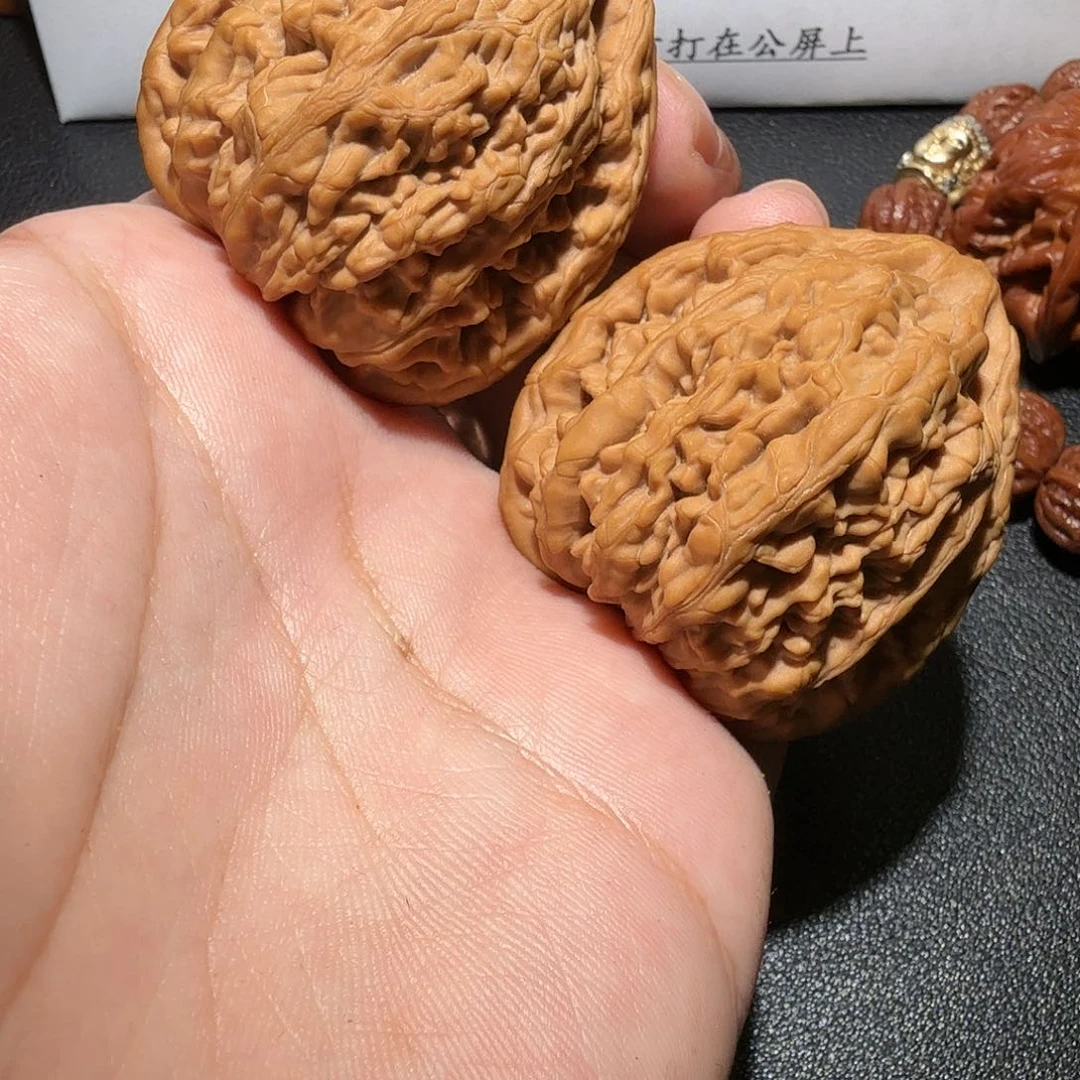 文玩核桃吊坠摩**生虎头王42尺寸733