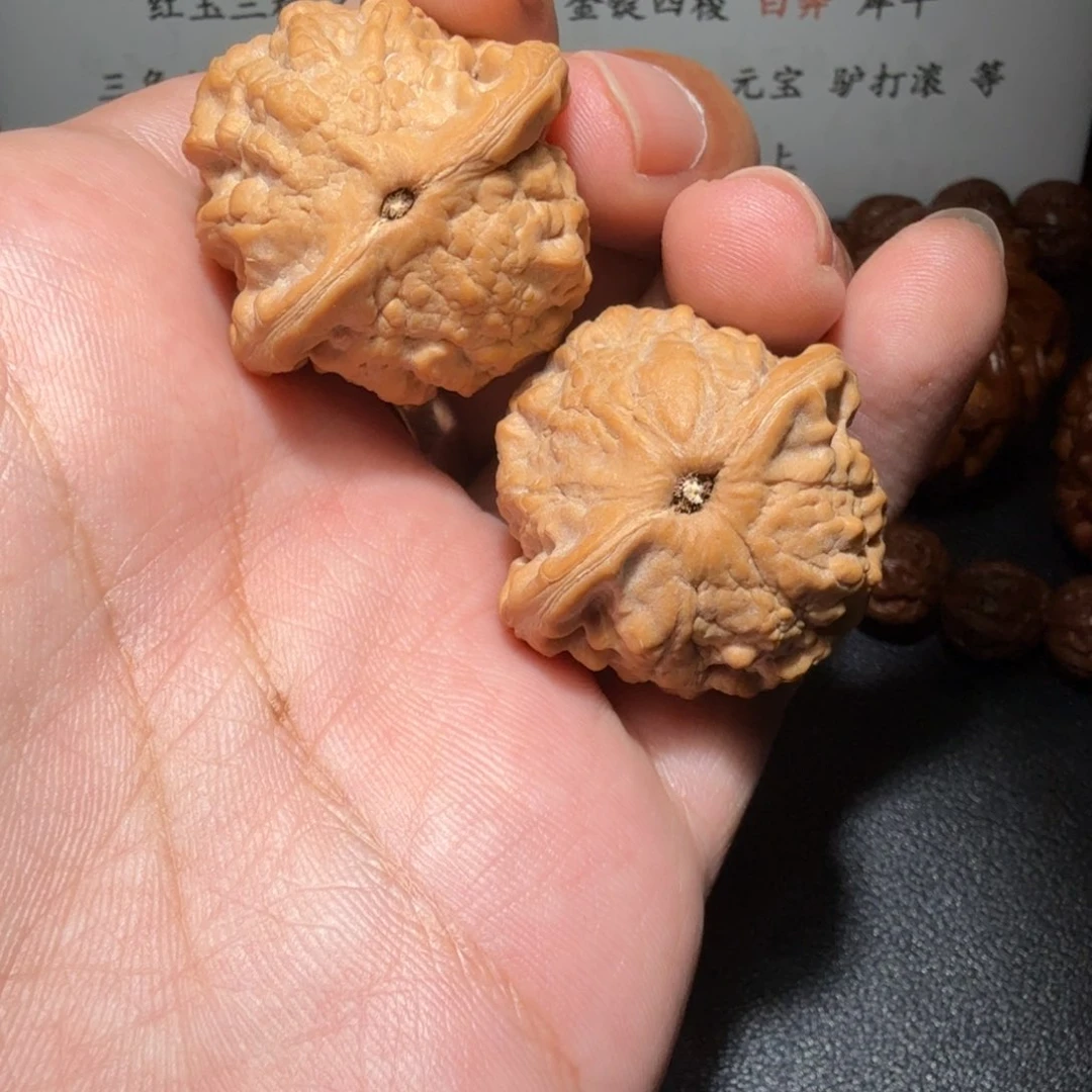 文玩核桃把件西****?小金鱼32尺寸1296