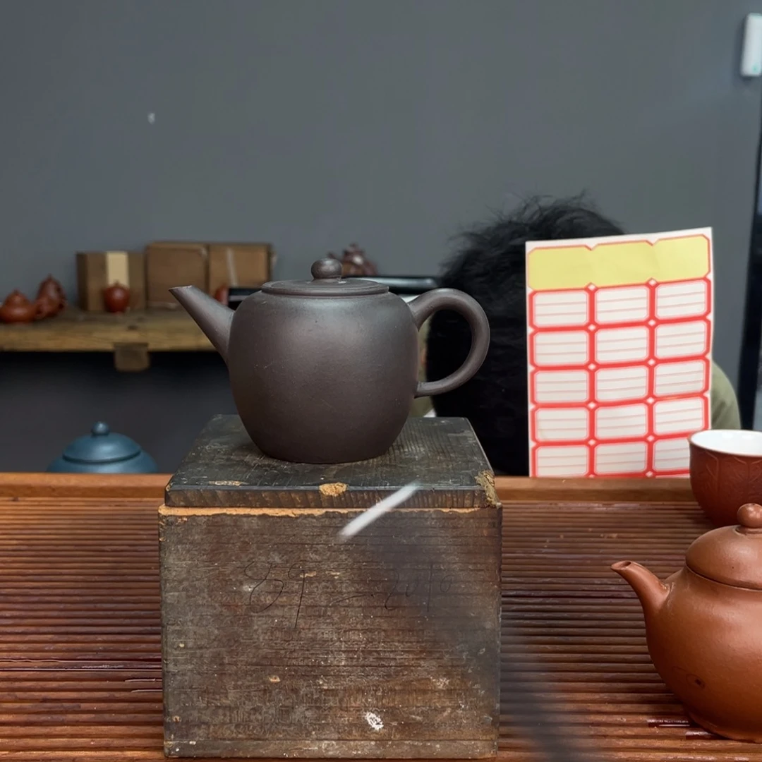 紫砂茶壶大**彬老紫砂壶的