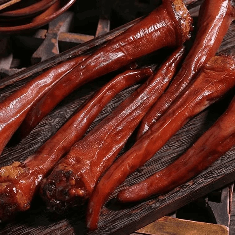【腊猪尾巴】烟熏柴火熏制柏香丫腊猪尾巴