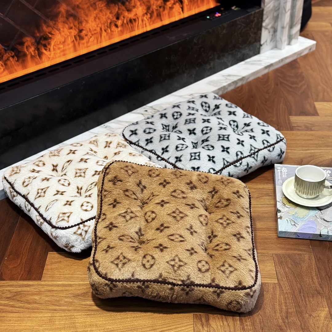 法式轻奢加厚冬季坐垫客厅装饰座椅垫办公室久坐椅垫宿舍屁股垫子