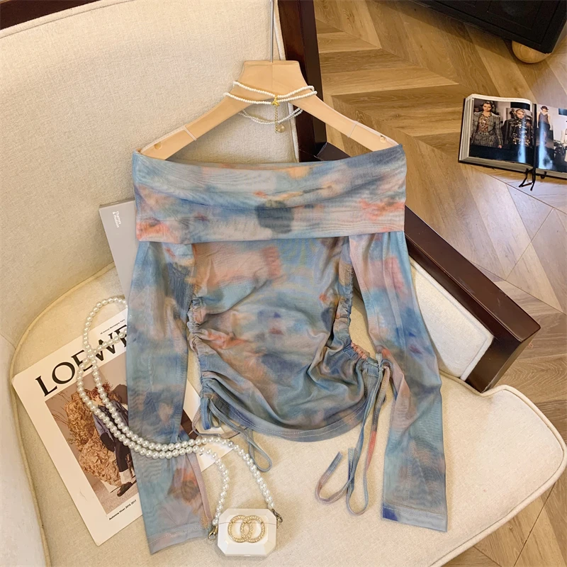 美式辣妹晕染印花露肩长袖网纱T恤女2024夏季新款时髦抽绳短上衣