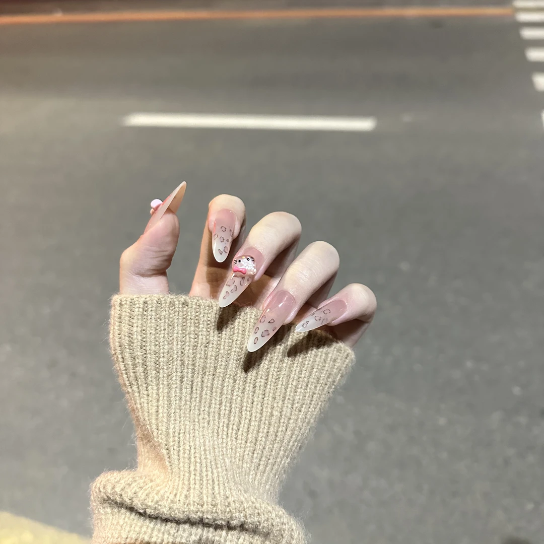 豹纹kt猫76#《小柒家》秋冬爆款半手工穿戴甲