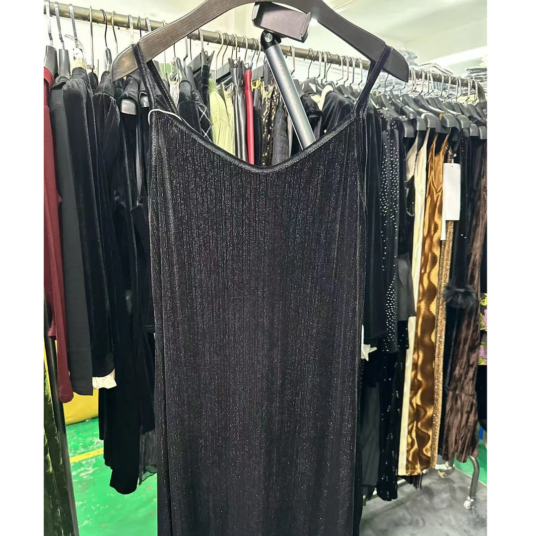 8249-金丝线吊带裙