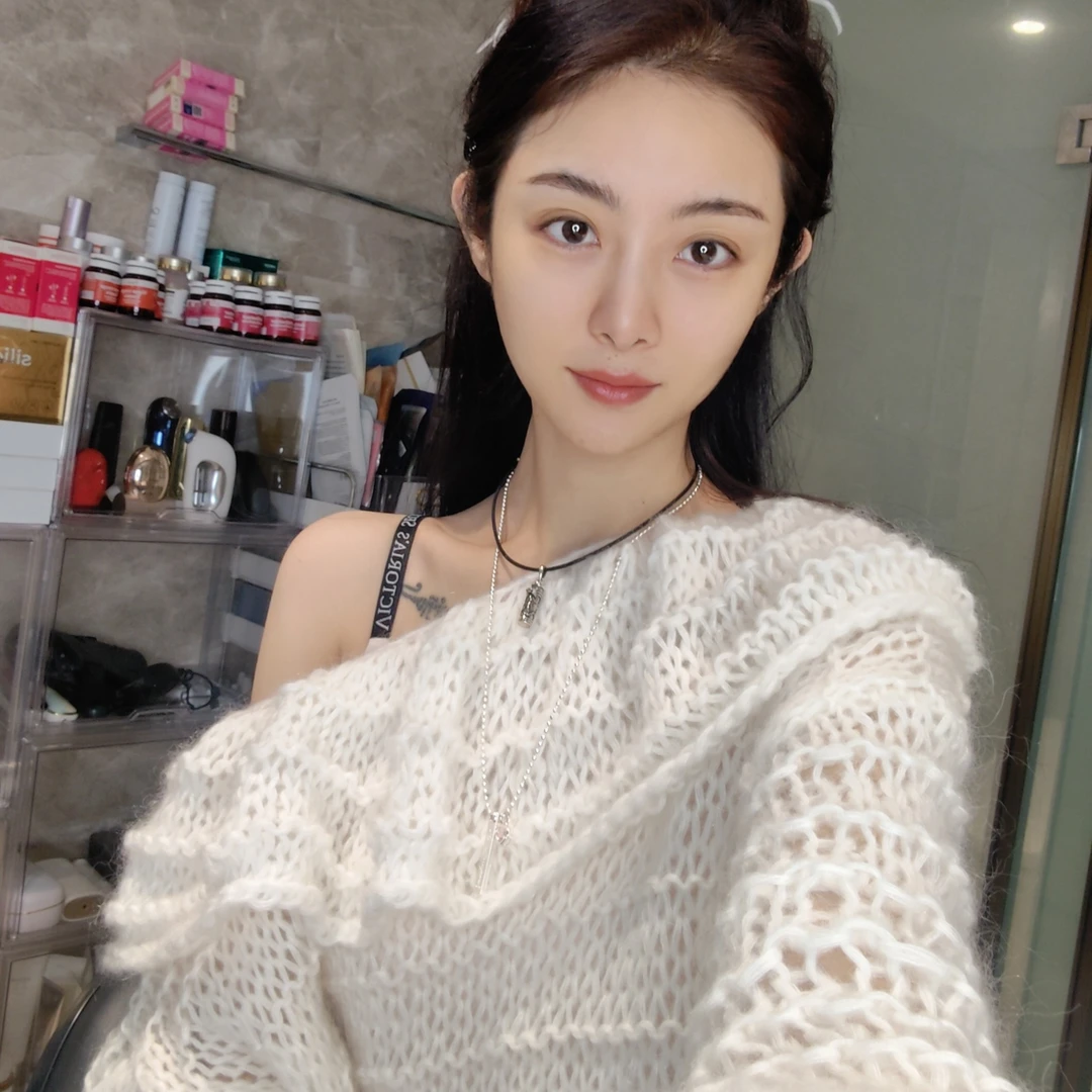 荷叶领长袖套头衫新品马海毛毛衣镂空针织蕾丝上衣女2025露肩毛衣