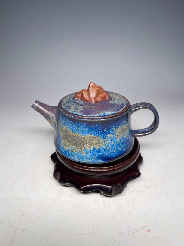 杨志钧瓷艺术馆见山壶