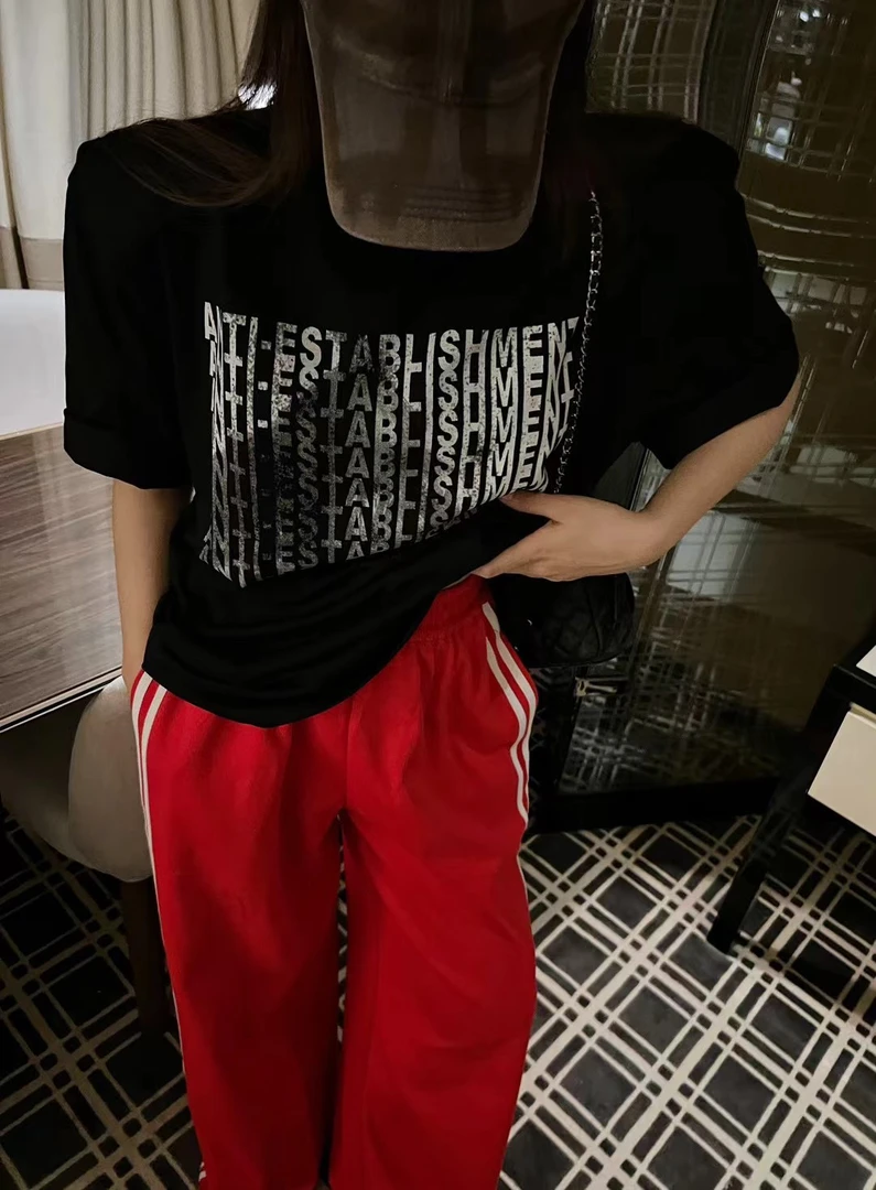 早秋新款小众垫肩宽松显瘦设计感字母印花短袖T恤