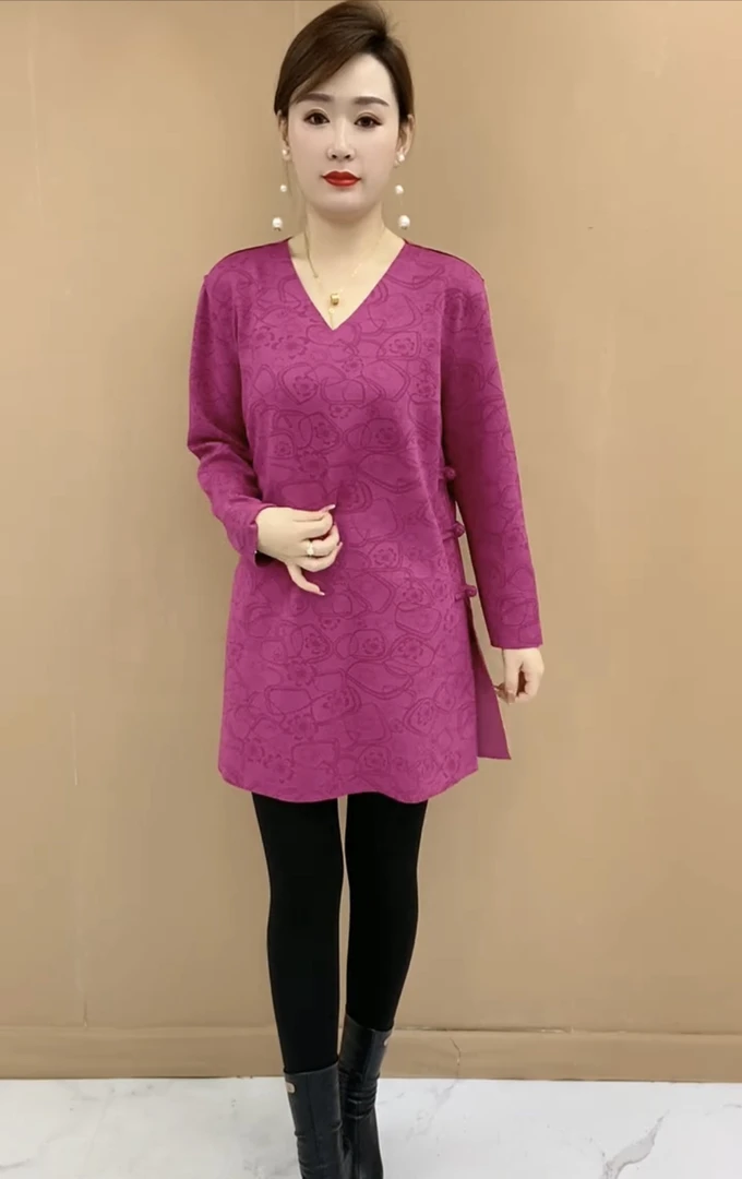 早秋新款长袖V领盘扣百搭洋气