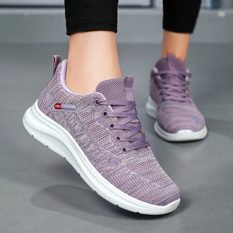 鞋子女2024秋季新款飞织网面透气软底休闲运动鞋跑步鞋妈妈鞋单鞋