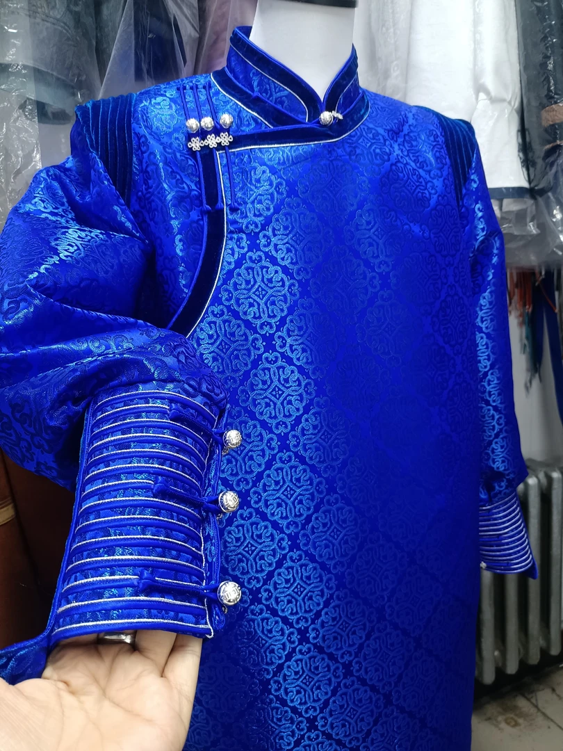 男士长款蒙古袍，婚礼服