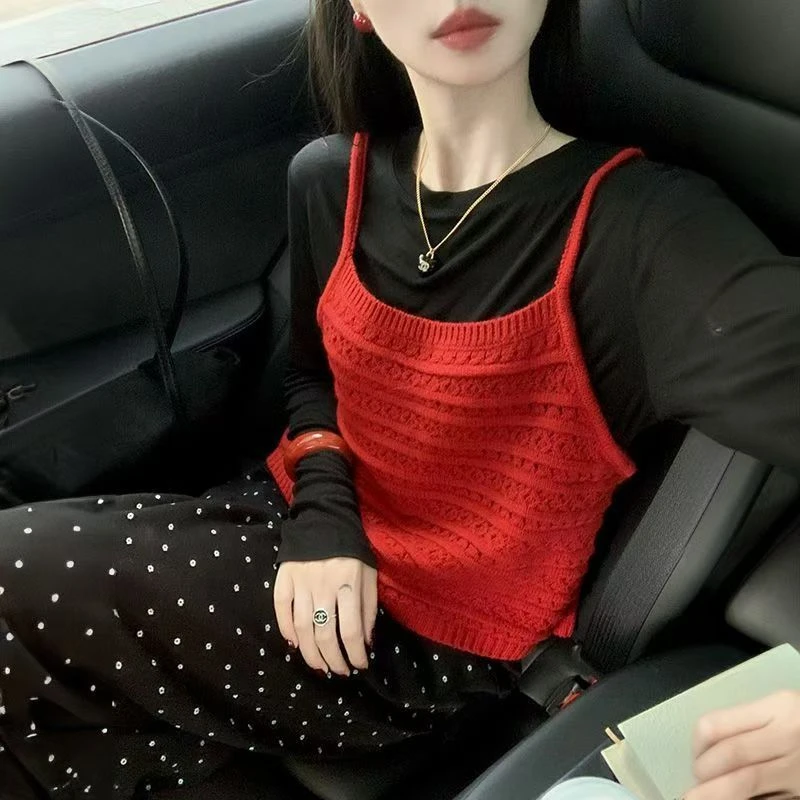 法式学院风针织毛衣吊带背心马甲女学生早秋叠穿黑色T恤两件套装