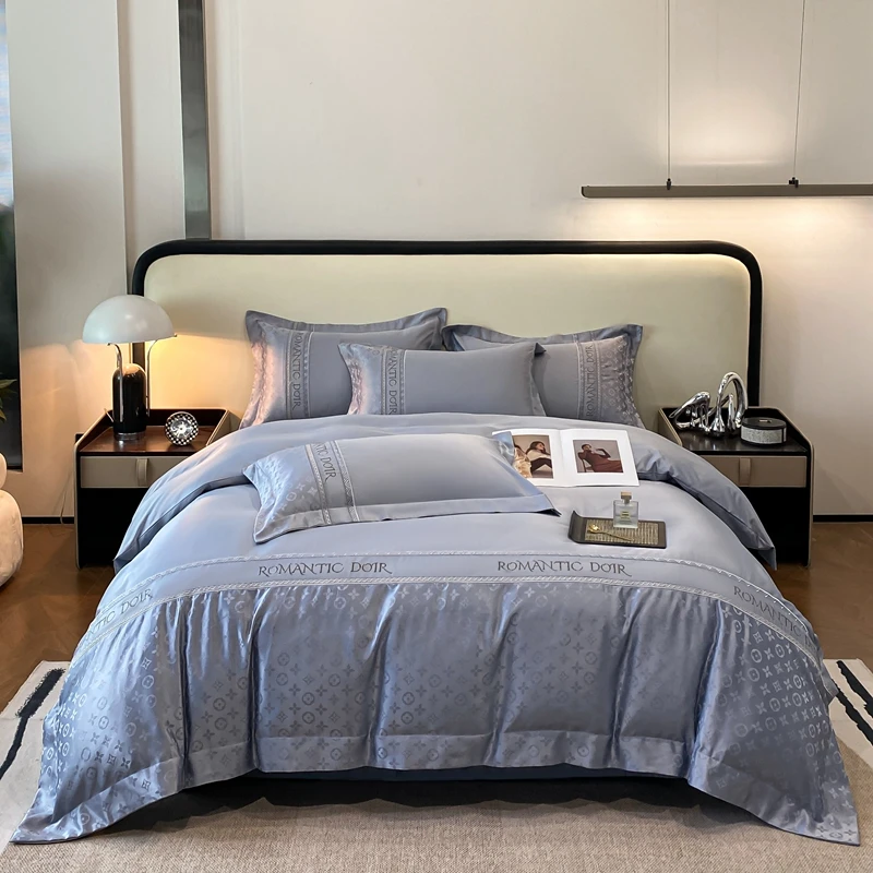 轻奢时尚贡缎提花精工刺绣四件套高档酒店同款纯色印花磨毛被套