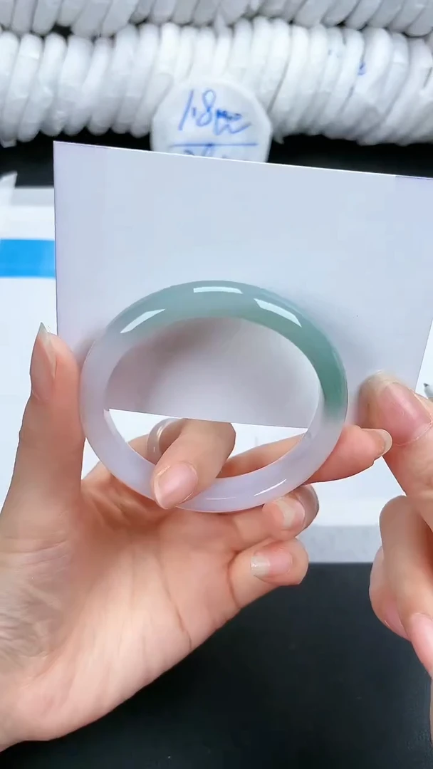 【闪购商品】石英质玉手镯未镶嵌103-56.5