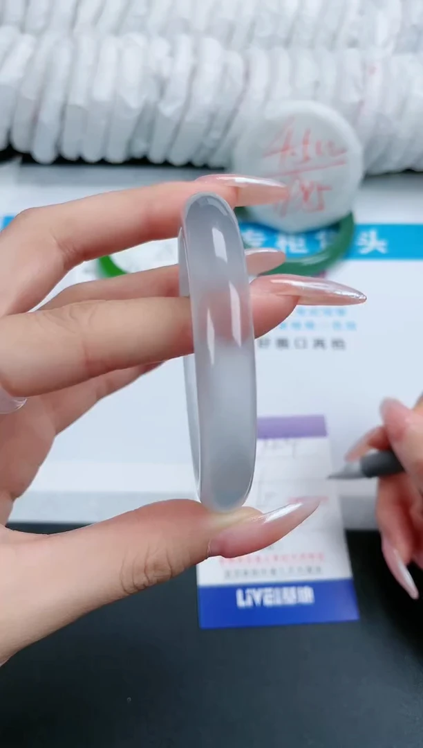 【闪购商品】石英质玉手镯未镶嵌404-60