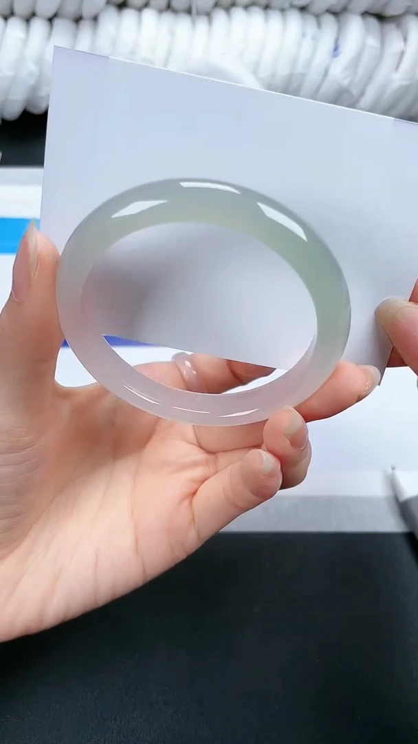 【闪购商品】石英质玉手镯未镶嵌195-58.2