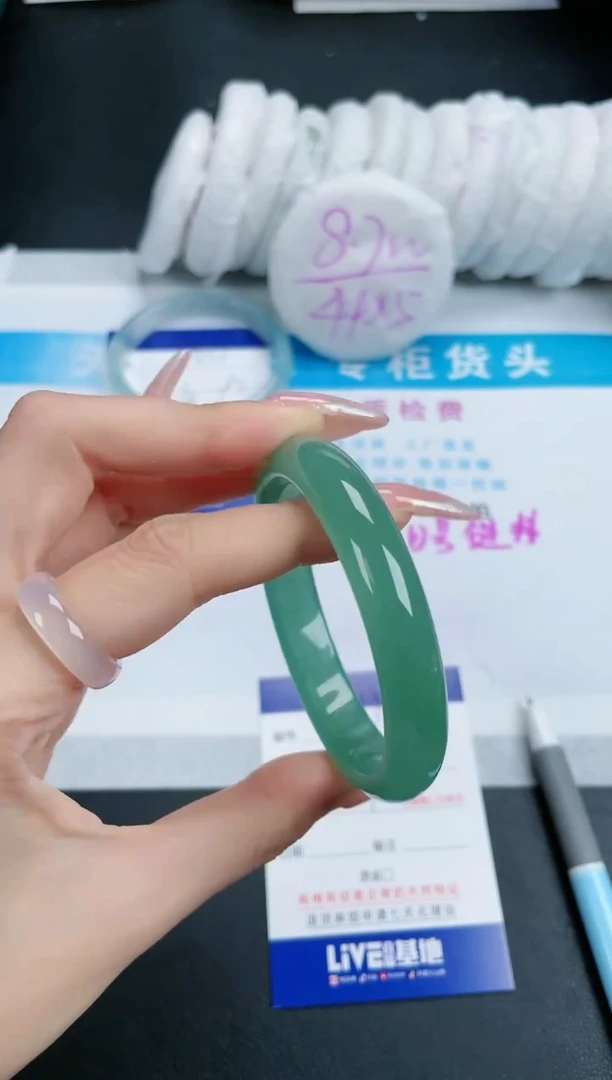 【闪购商品】石英质玉手镯未镶嵌533-59.