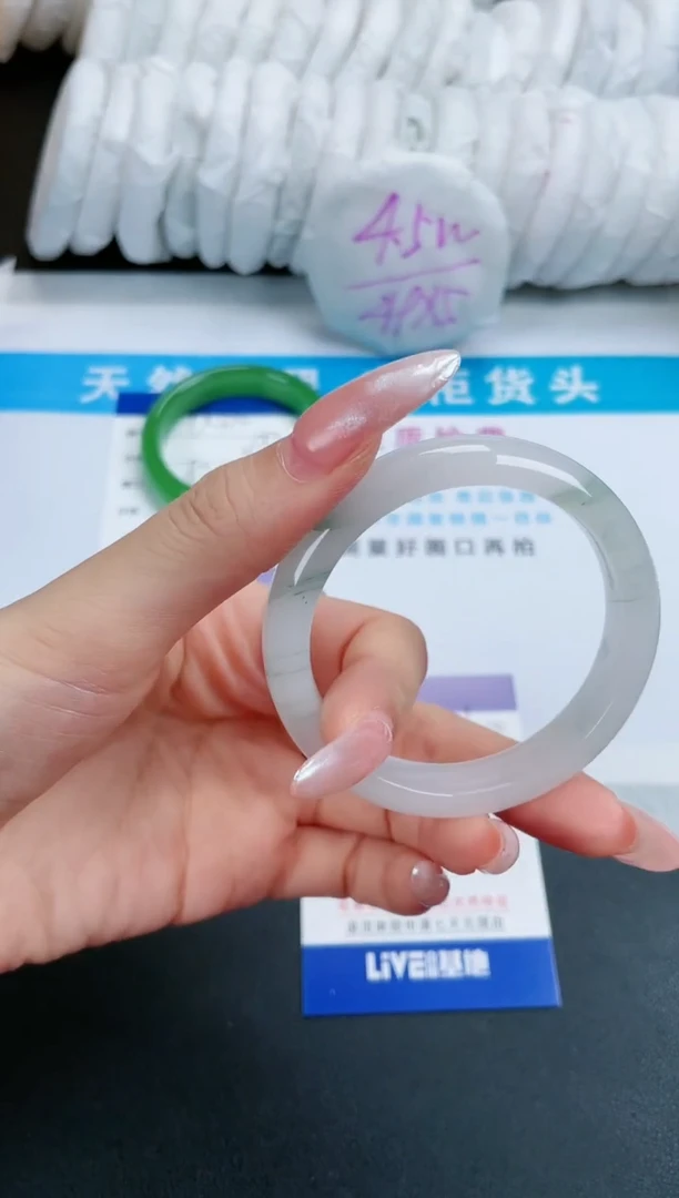 【闪购商品】石英质玉手镯未镶嵌421-52.8