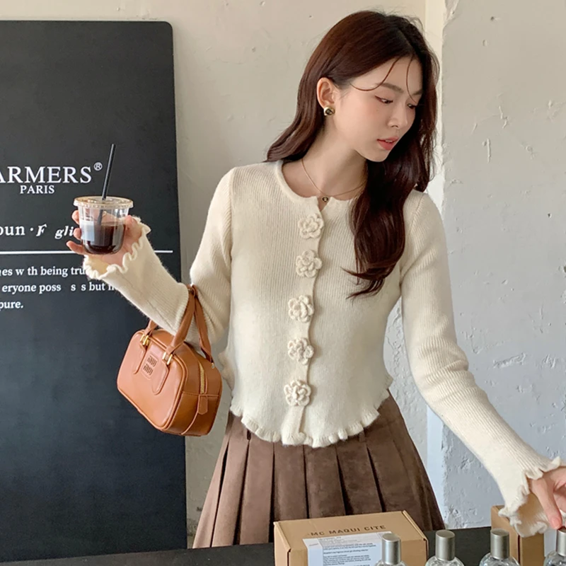 立体玫瑰花朵长袖针织衫秋冬甜美气质圆领坑条修身显瘦小个子毛衣